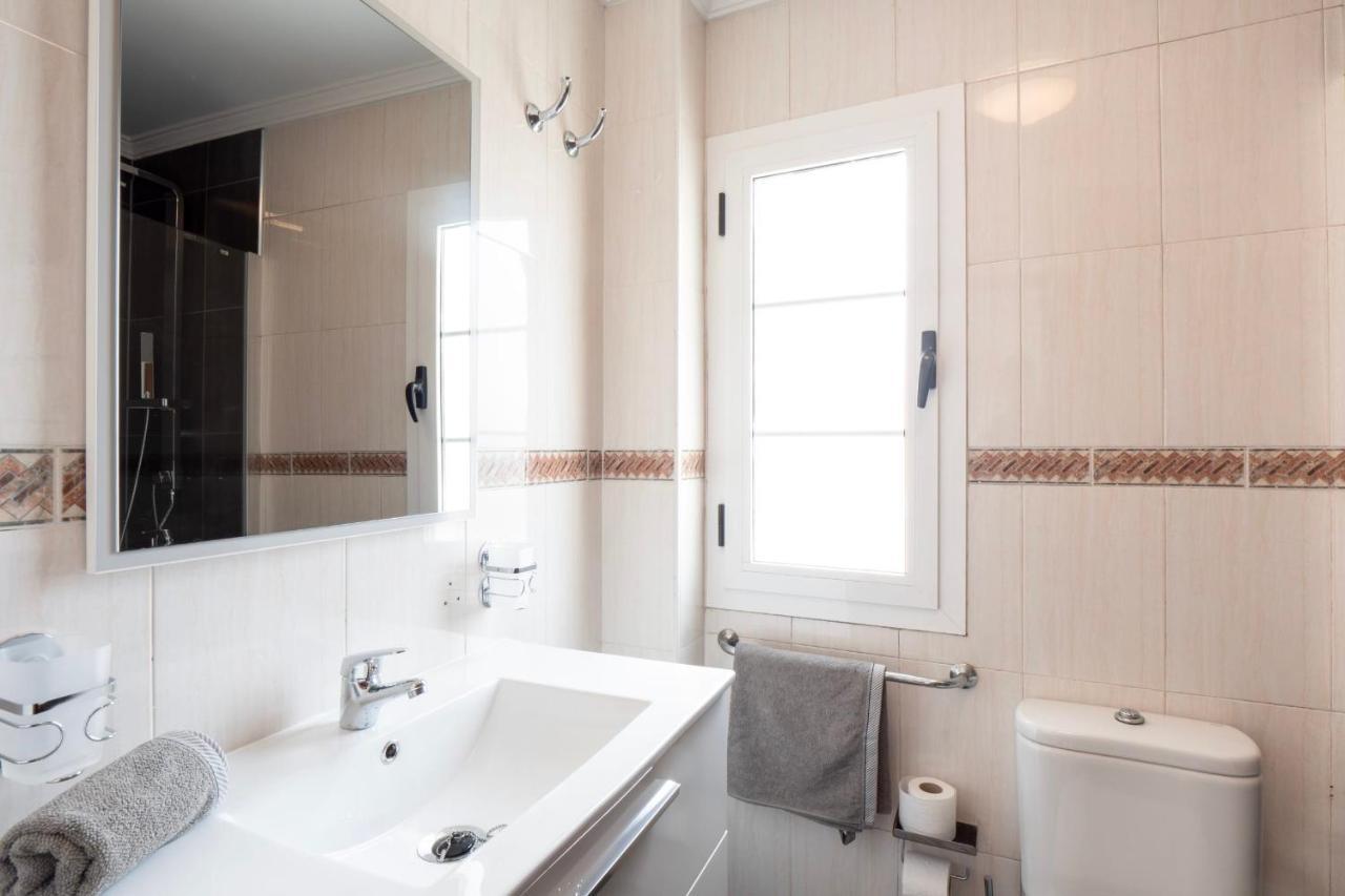 Comfortable And Modern Apartment Next To The Avenida Central In Tias Luaran gambar